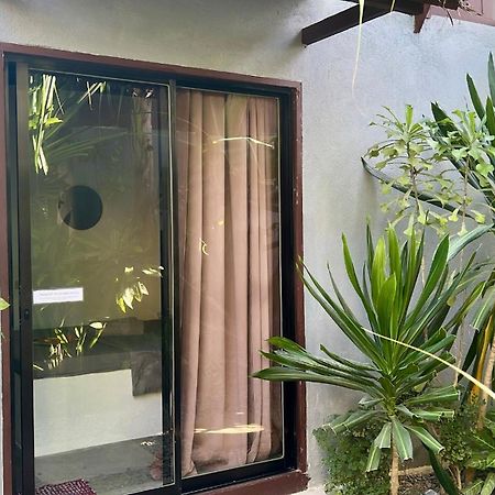 Yay Lodge Siargao, Private Room 1 With Ac & Hot Shower And Fast Starlink Wifi 제너럴 루나 외부 사진